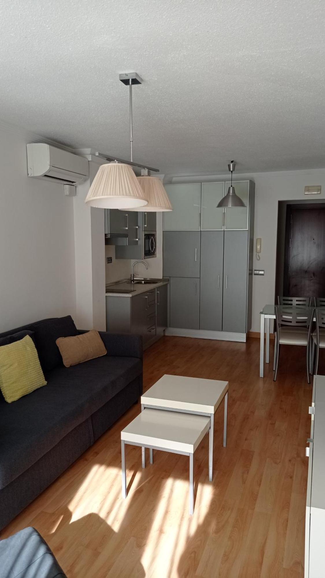 Apartamentos Centro Málaga Oda fotoğraf